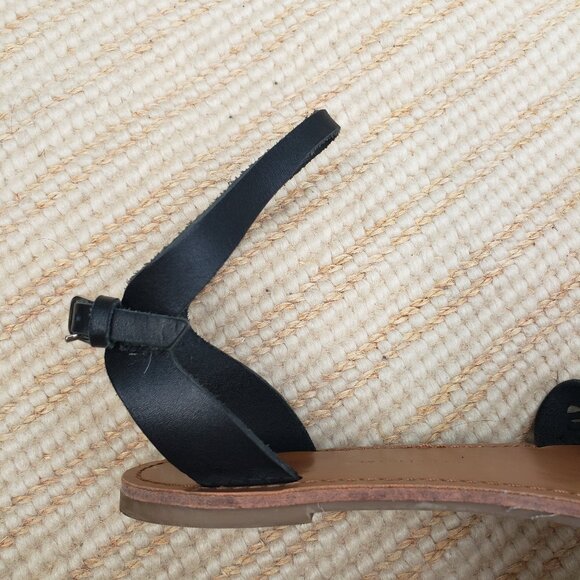 GAP black leather ankle strap flat sandals - size 7 - Picture 4 of 6